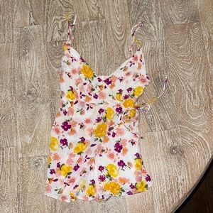 MOD on trend white yellow purple floral romper small